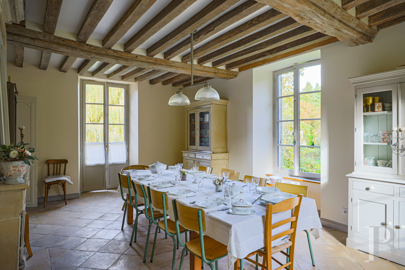 En Normandie, à Falaise, une maison des 17e et 18e siècles au cœur d’un quartier historique - photo  n°44